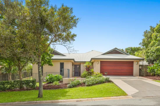 A Family Haven on Hemes Close!