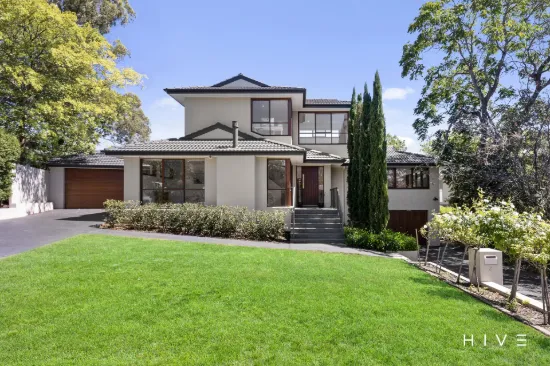 Elevated and effortless living in Narrabundah.