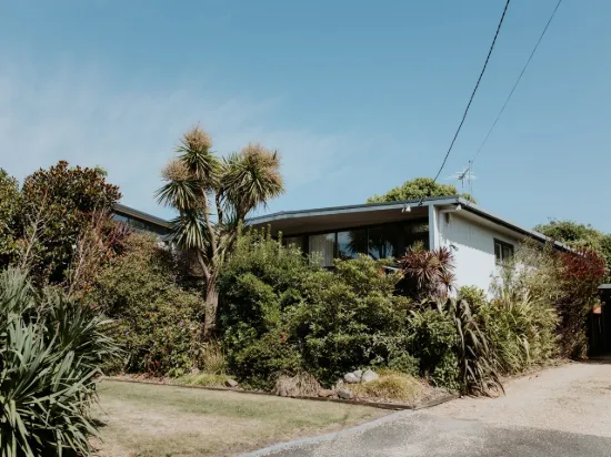 A Serene St Helens Retreat or Proven Performer in the Short-term Rental Market