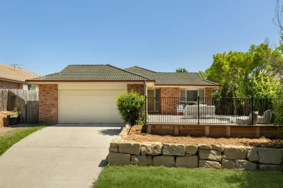 Family Home in Private Location 