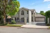 Spacious Family Entertainer in Prestigious Oaklands Estate