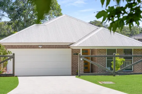 Spacious, Light-Filled, Contemporary Family Home!