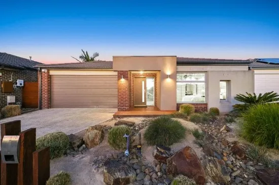 Modern Comfort and Convenience in the Heart of Cranbourne West