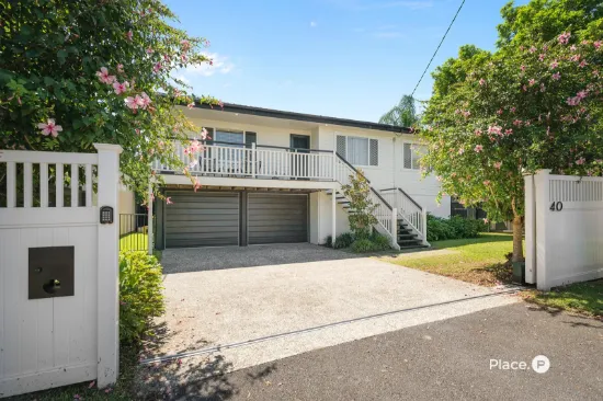 Private, Peaceful, Perfectly Positioned in Blue-Chip Hawthorne