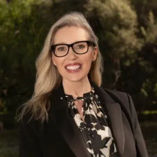 Amy Grech - Real Estate Agent
