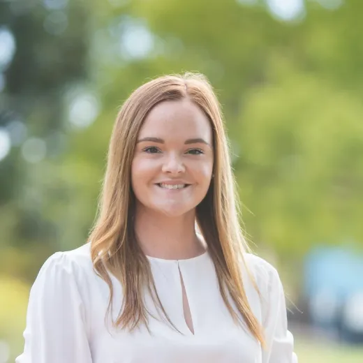 Gabby Wyse - Real Estate Agent at Ray White - Manning Valley