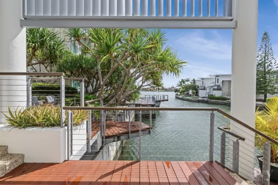 Rare Ephraim Island Treasure: North-Facing, House-Sized Villa with Wrapround Waterfront 