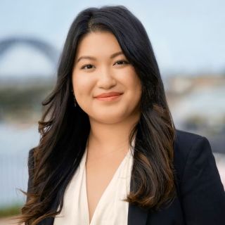 Fiona Zhu - Real Estate Agent