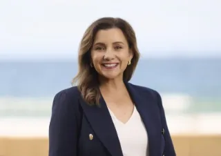 Linda Villella - Real Estate Agent