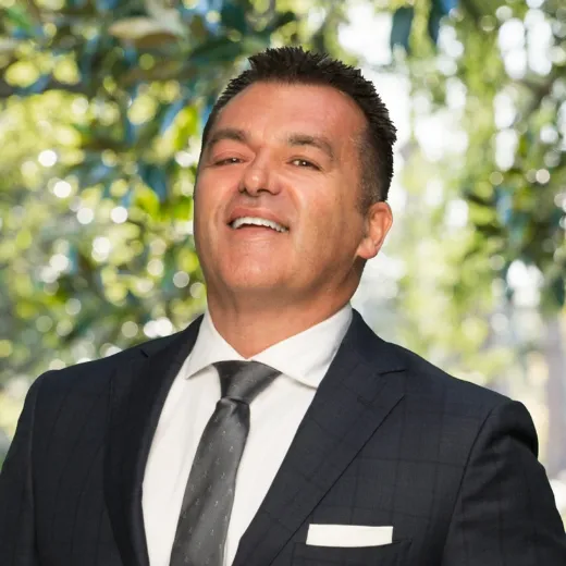 Chris Kelepouris - Real Estate Agent at Ray White Oakleigh