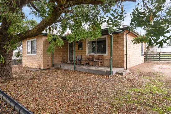 Corner Block in Great Location