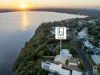 Waterfront Entertainer - Newly renovated, Peaceful & Private on Huge block