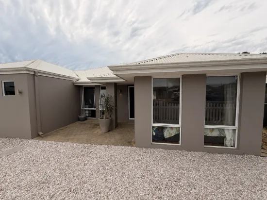 Lock and Leave, Low Maintenance Home!