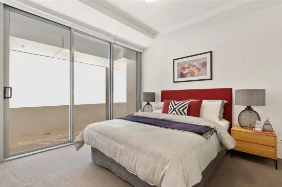 Breeze West End