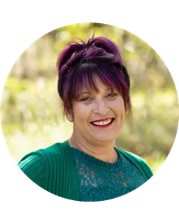 Jacqui Deal - Real Estate Agent
