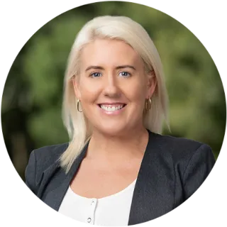 Erin Radnidge - Real Estate Agent