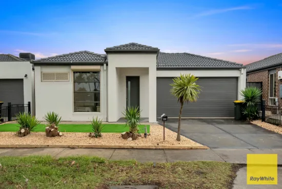 Sun-Filled East-Facing Home Close to Schools & Train station