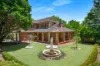 A Landmark Garden Estate in the Heart of Berry

Space, Scale And Berry Village Charm
