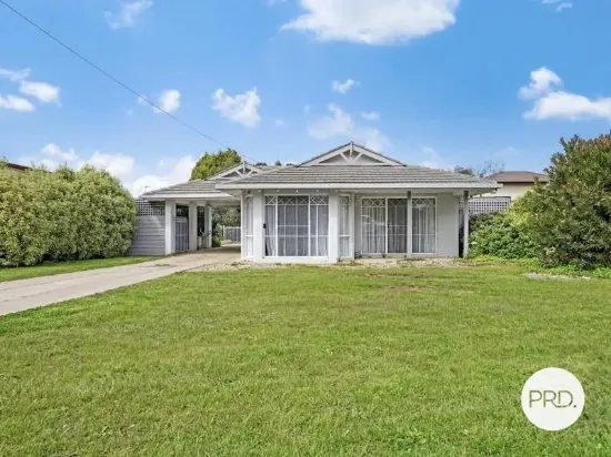 Perfect Blend of Privacy, Space & Location on Generous Allotment