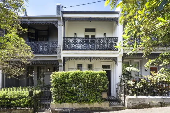 A Reinvented Paddington Classic In A Coveted Village Setting 
