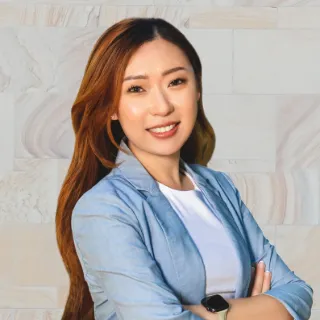 Carmen Wang - Real Estate Agent