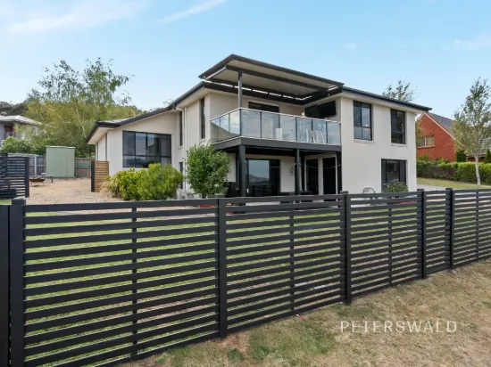 Modern style and spacious living