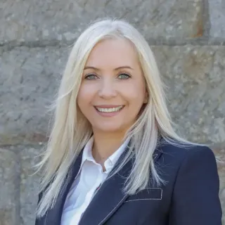 Rose Zileski - Real Estate Agent