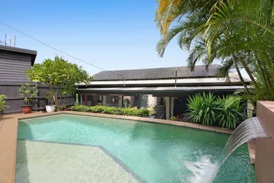 Poolside/Bayside Private Retreat