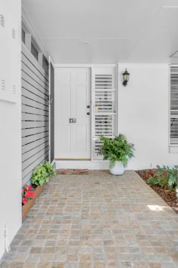 Fully renovated charming home on Leafy 711sqm Block