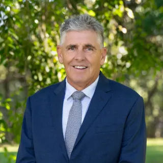Ashley  Robinson - Real Estate Agent