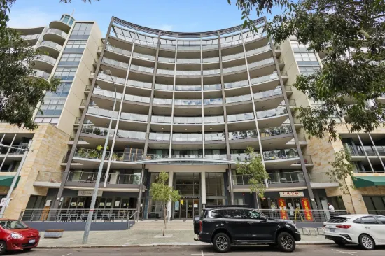 CBD ON YOUR DOORSTEP AT THE ROYALE !!