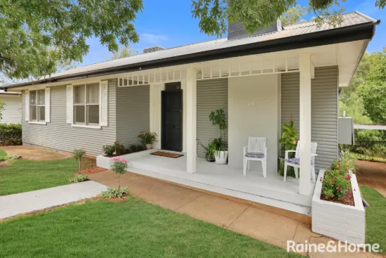 Family Living on a Generous Block in Prime East Tamworth