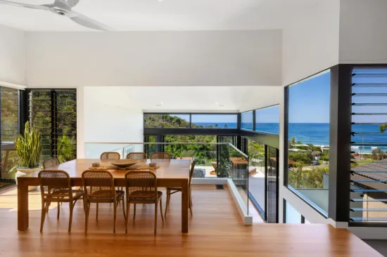 Luxury Coastal Living with Ocean Views and Open-Plan Design