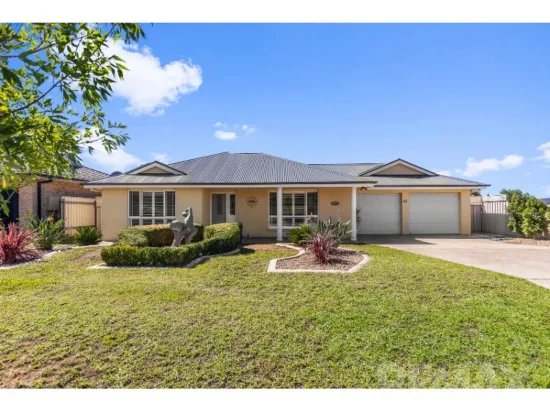 TASTEFULLY RENOVATED, POOL + A SHED