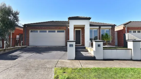 PERFECT INVESTMENT OPPORTUNITY: Current lease on $580 PER WEEK