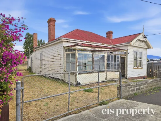 Exciting, FULL Heritage Restoration Project & Development Opportunity!
