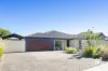 SPACIOUS FAMILY HOME  NEAT AS A PIN!