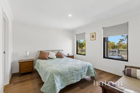 Low-maintenance living meets coastal appeal.