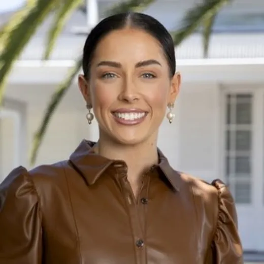 Jorja  Ozimek - Real Estate Agent at Barry Plant Whitehorse