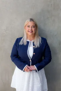 Sarah Wright - Real Estate Agent