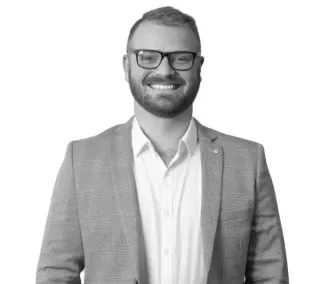 Alex Sparrow - Real Estate Agent