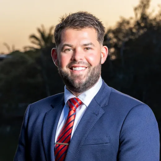 Ricky Agent - Real Estate Agent at Ray White Broadbeach Waters
