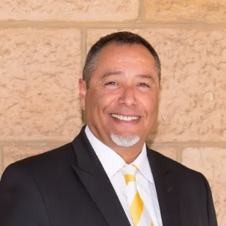 Peter Iann - Real Estate Agent