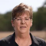 Leonie Barker - Real Estate Agent From - Ray White - Canberra