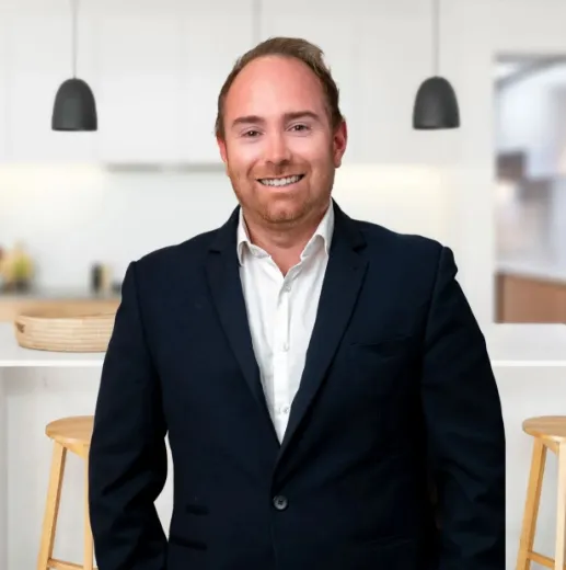Andrew Van Bruinessen - Real Estate Agent at STONE Real Estate Ettalong Beach - Ettalong Beach 