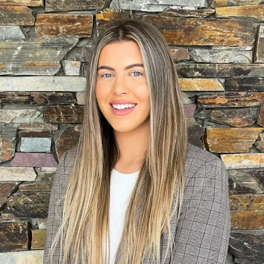 Larissa Gameiro - Real Estate Agent at Ray White - THIRROUL