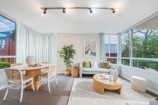 RJ Kennedy's Real Estate - CROWS NEST - Real Estate Agency