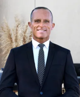 Steven Garay - Real Estate Agent