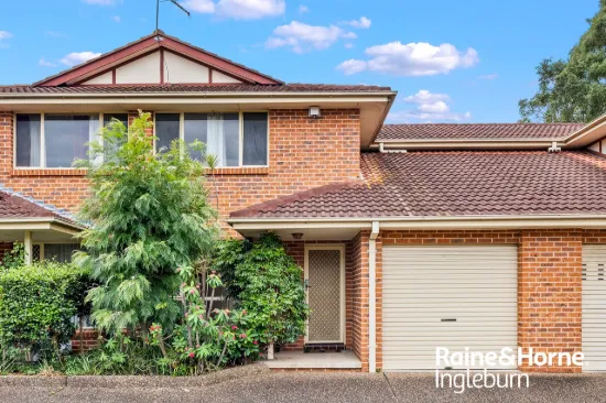 Comfortable & Convenient Living with Lock-Up Garage and Outdoor Space