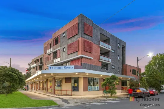 STYLISH 2ND FLOOR 2 BEDROOM APARTMENT!!! OPEN SATURDAY 9:15AM